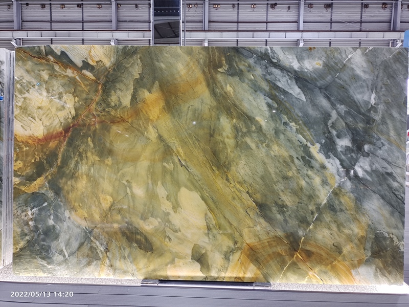 Desert Oasis Quartzite