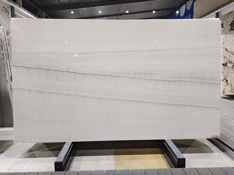 White Macabus Quartzite